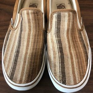 Vans Men’s Slip-Ons-CLASSIC & CLEAN💎